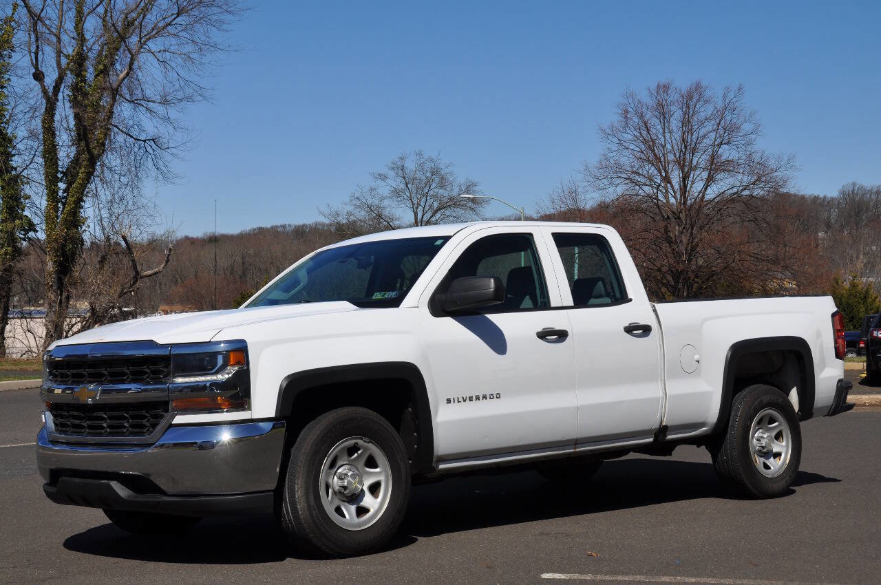 Used 2016 Chevrolet Silverado 1500 W/T RWD image 2
