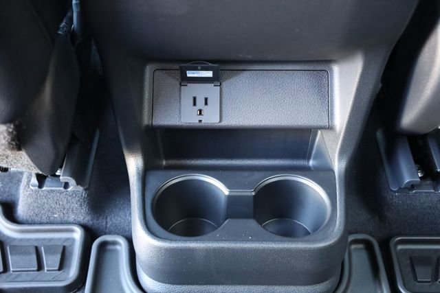 New 2026 Toyota Sienna XSE image 30