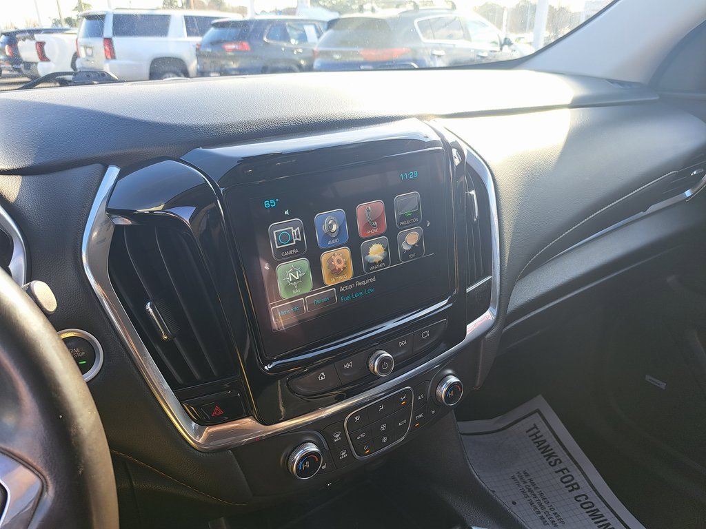 Used 2018 Chevrolet Traverse LT image 16