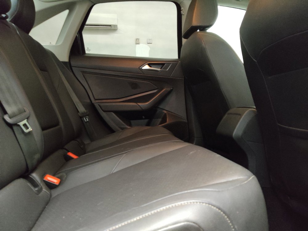 Used 2020 Volkswagen Jetta SE FWD image 19
