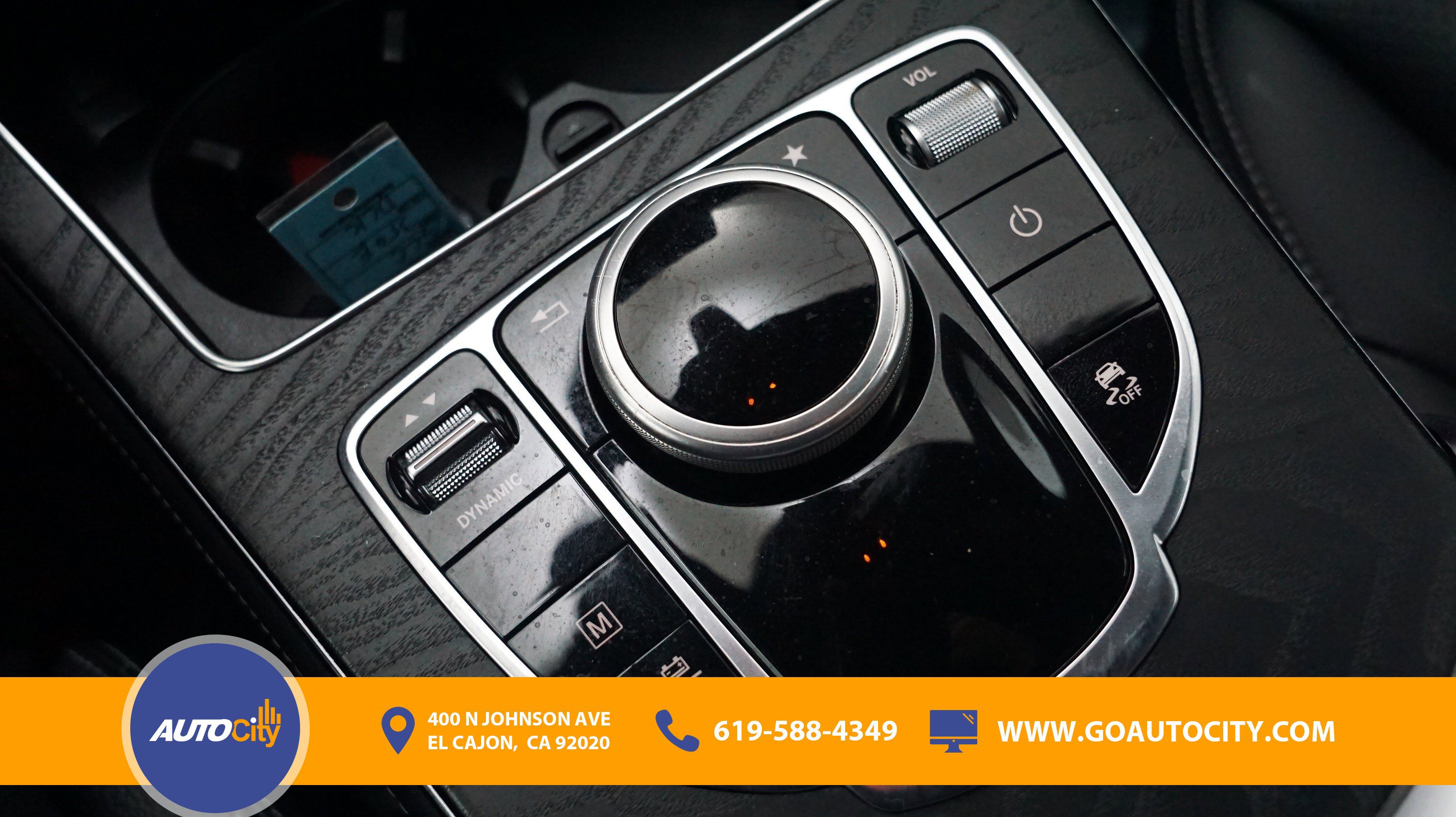 Used 2019 Mercedes-Benz GLC 350e 4MATIC image 23