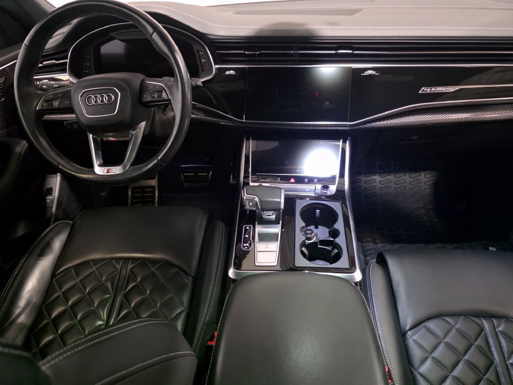 Certified 2023 Audi SQ8 Premium Plus w/ Black Optic Package AWD/4WD image 15