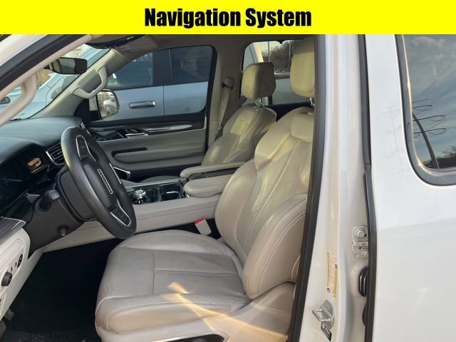 Used 2022 Jeep Wagoneer Series III w/ Premium Group I image 9