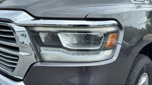 Used 2023 RAM 1500 Laramie AWD/4WD image 9