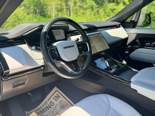 Certified 2025 Land Rover Range Rover Sport SE AWD/4WD image 9