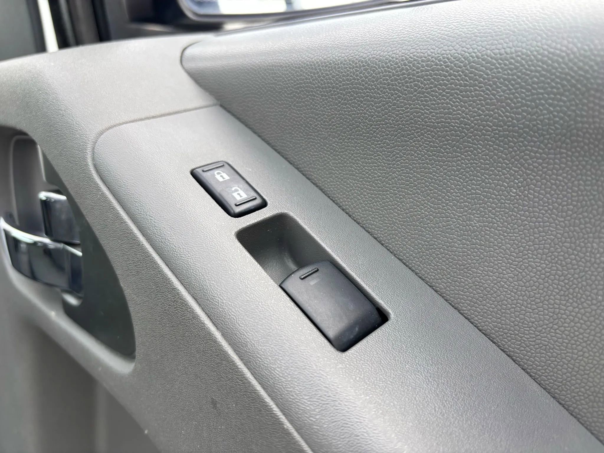 Used 2019 Nissan Frontier Desert Runner image 45