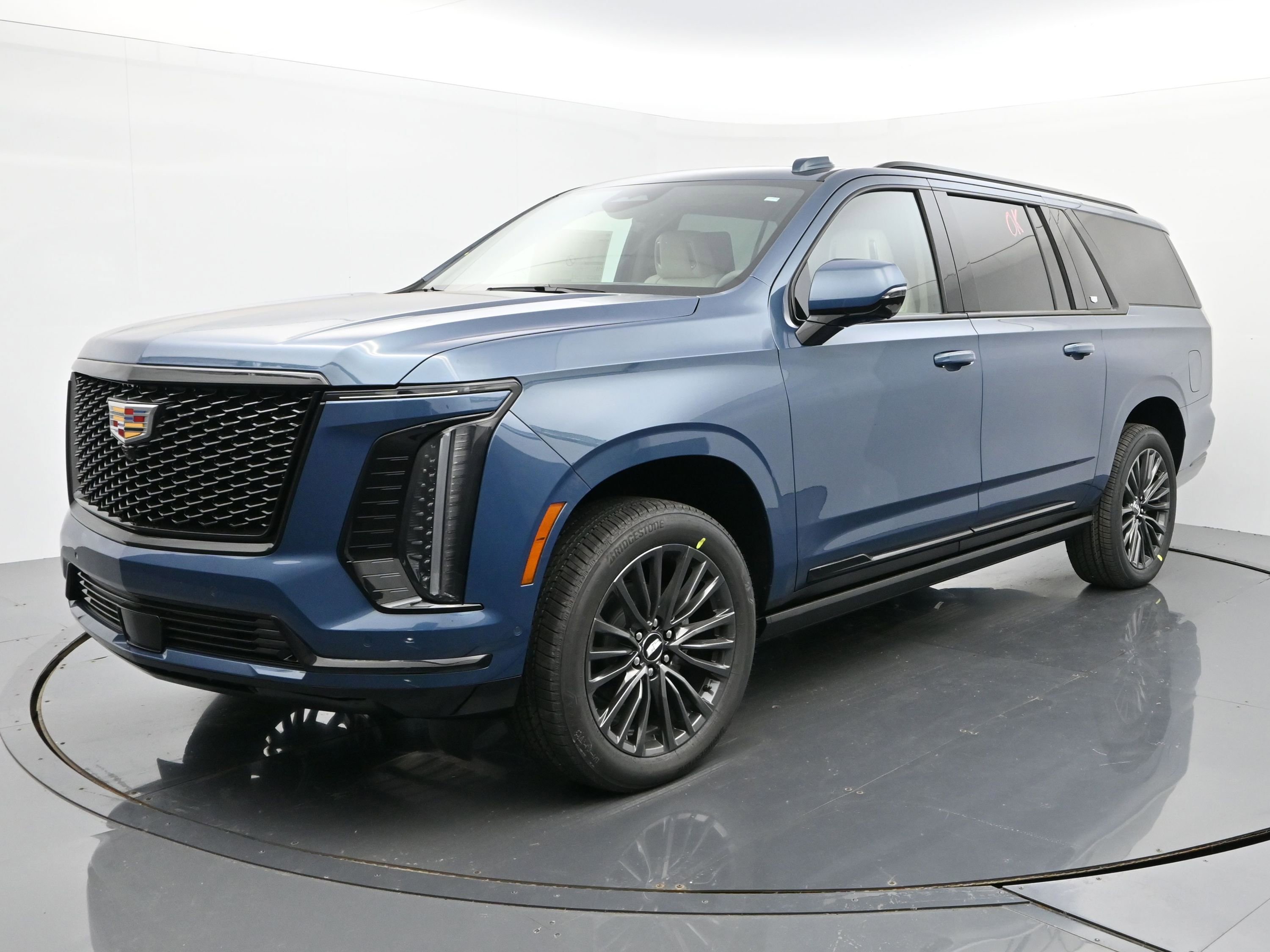 New 2026 Cadillac Escalade ESV Platinum Sport image 1