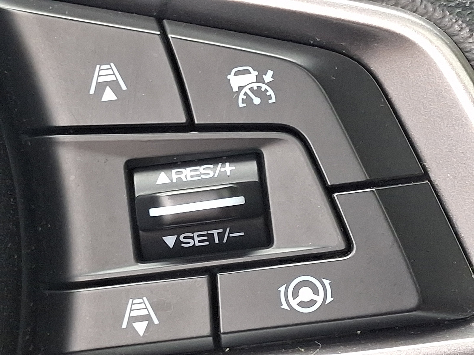 Used 2023 Subaru Crosstrek 2.0i Premium AWD/4WD image 22