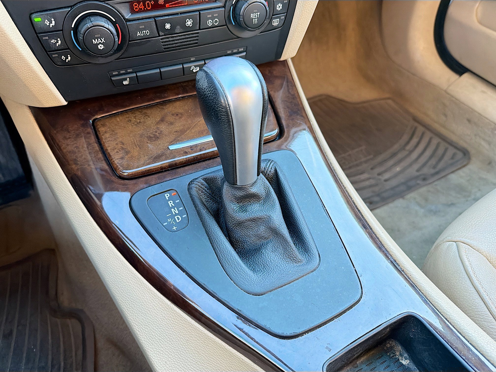 Used 2006 BMW 325xi Wagon image 10