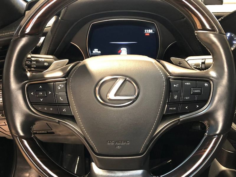Used 2021 Lexus LS 500h image 25