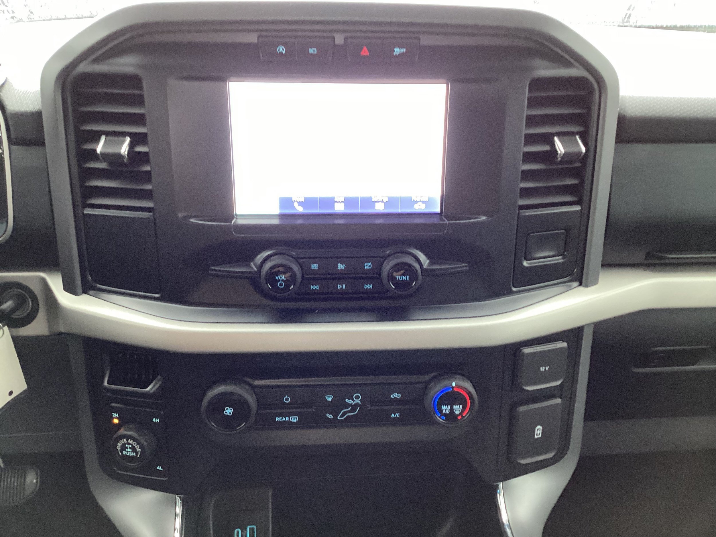 Used 2021 Ford F150 XLT AWD/4WD image 17