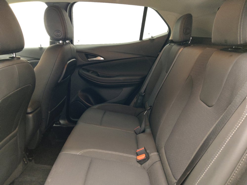 Used 2021 Buick Encore GX Preferred w/ Cold Weather Comfort Package AWD/4WD image 18