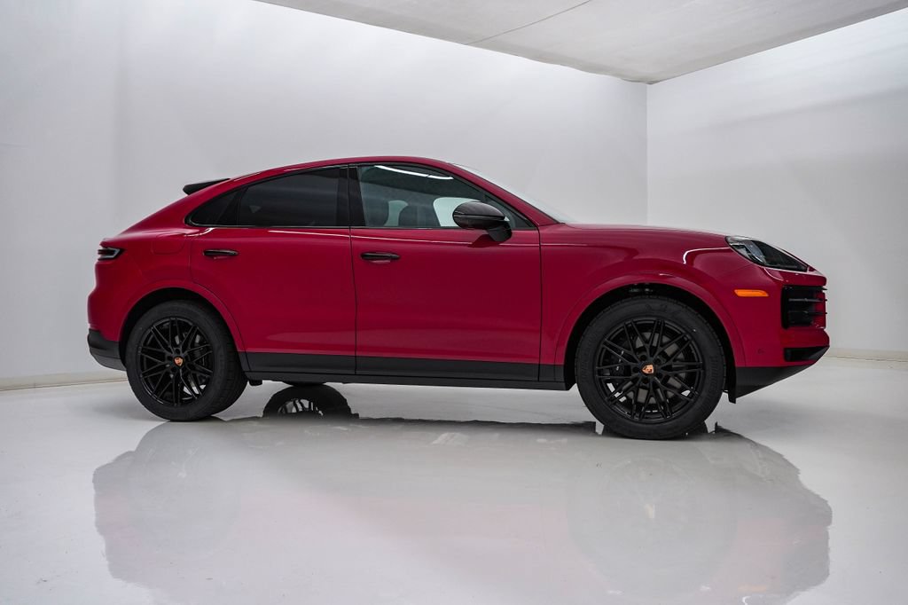 New 2026 Porsche Cayenne Coupe AWD/4WD image 9