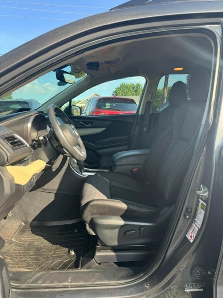 Used 2019 Subaru Ascent Premium w/ Popular Package #2 AWD/4WD image 8