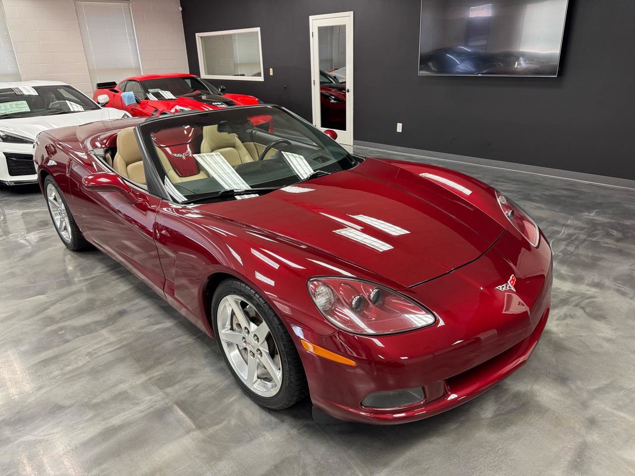 Used 2006 Chevrolet Corvette Convertible w/ Preferred Equipment Group image 5