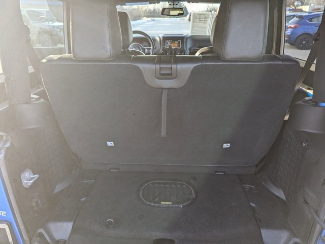Used 2016 Jeep Wrangler Sahara image 19