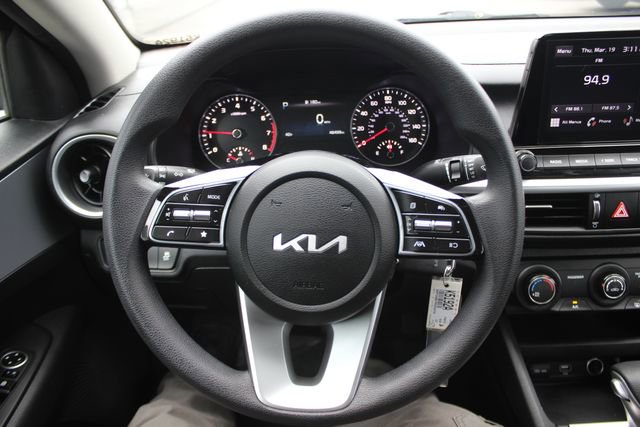 Used 2023 Kia Forte LXS image 11