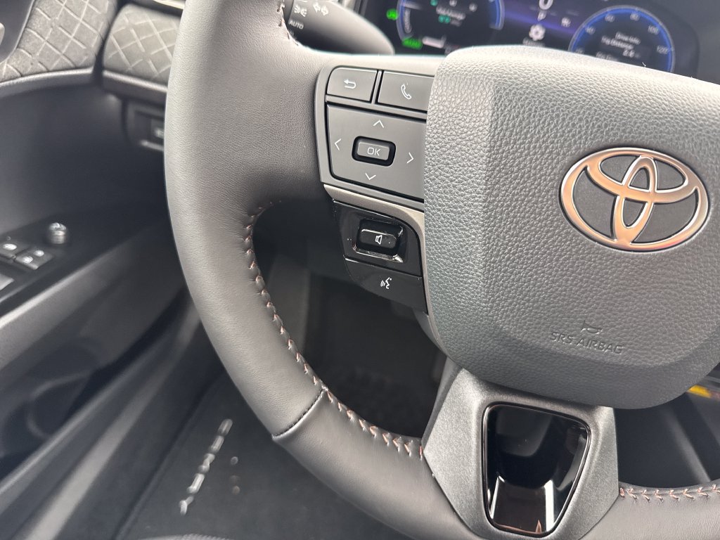 Certified 2026 Toyota Camry XLE FWD image 28