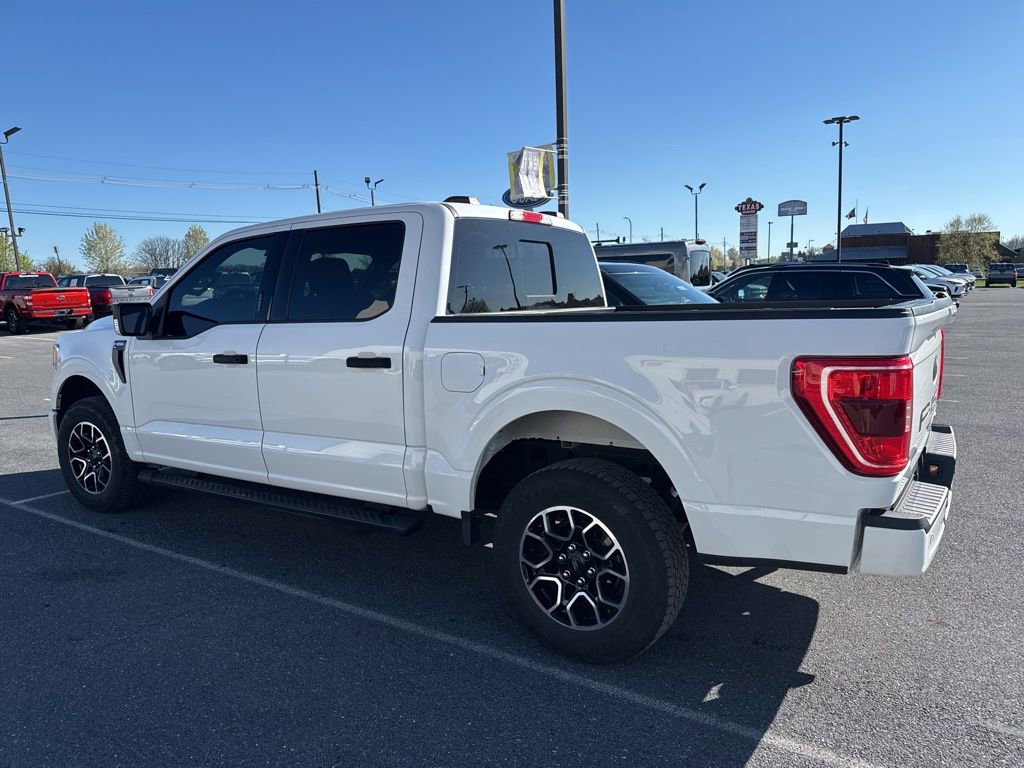 Certified 2022 Ford F150 XLT w/ Equipment Group 302A High image 3