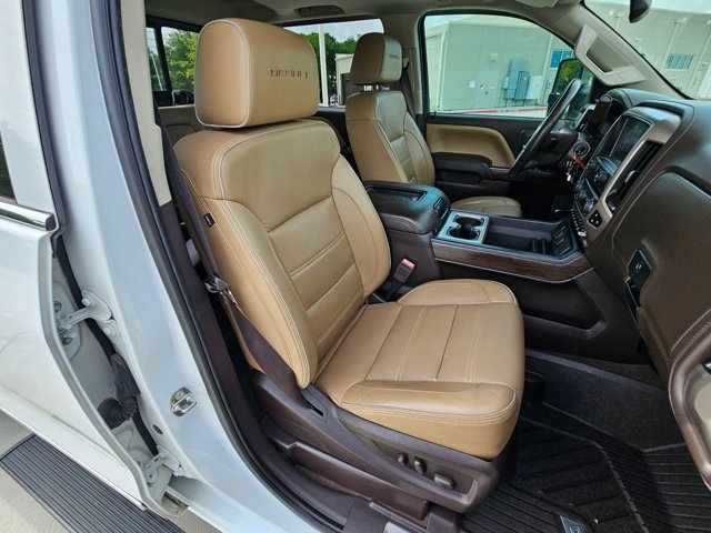 Used 2019 GMC Sierra 2500 Denali w/ Duramax Plus Package AWD/4WD image 19