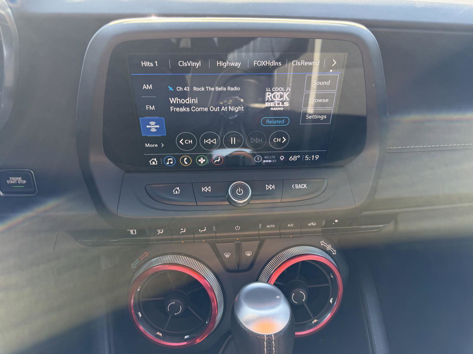 Used 2024 Chevrolet Camaro LT w/ Technology Package image 24