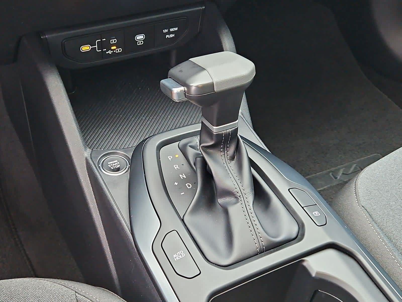 Certified 2025 Kia K4 FWD image 30