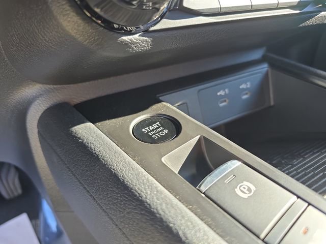 New 2026 Nissan Kicks SV w/ SV Premium Package image 24