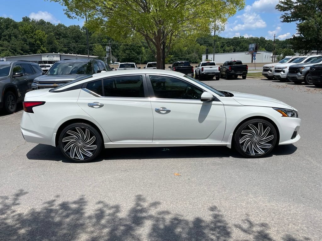 Used 2020 Nissan Altima 2.5 S FWD image 8