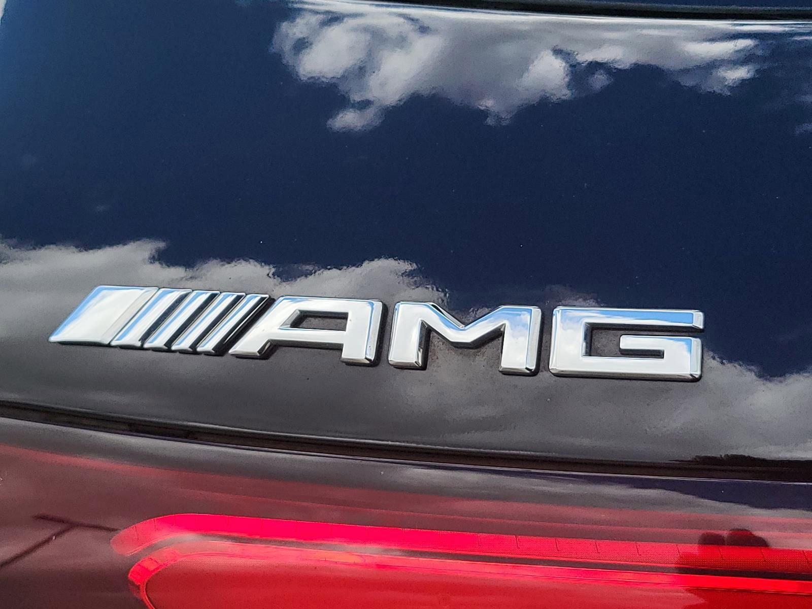 Used 2024 Mercedes-Benz GLC 43 AMG 4MATIC image 5