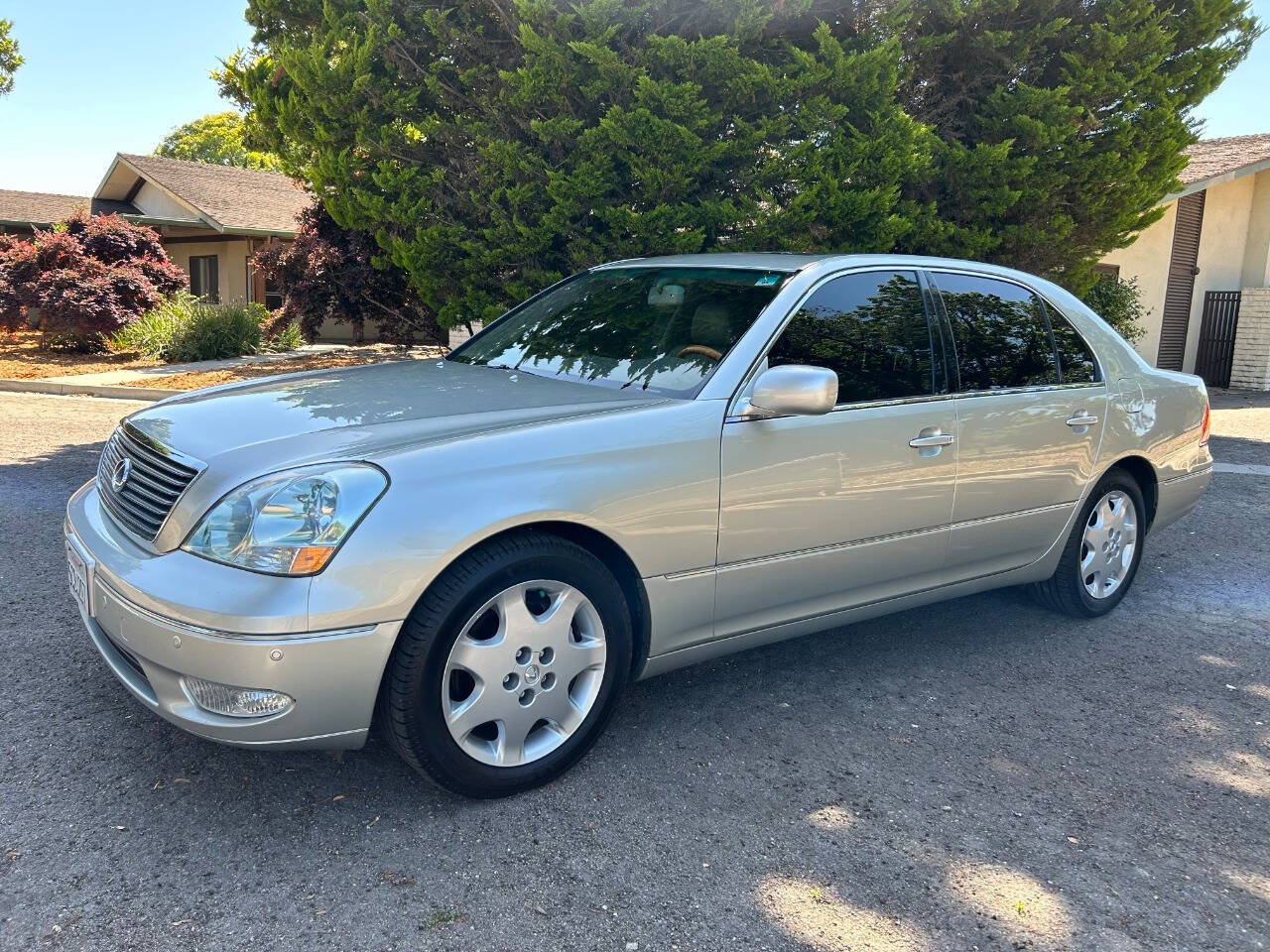 Used 2003 Lexus LS 430 RWD image 4