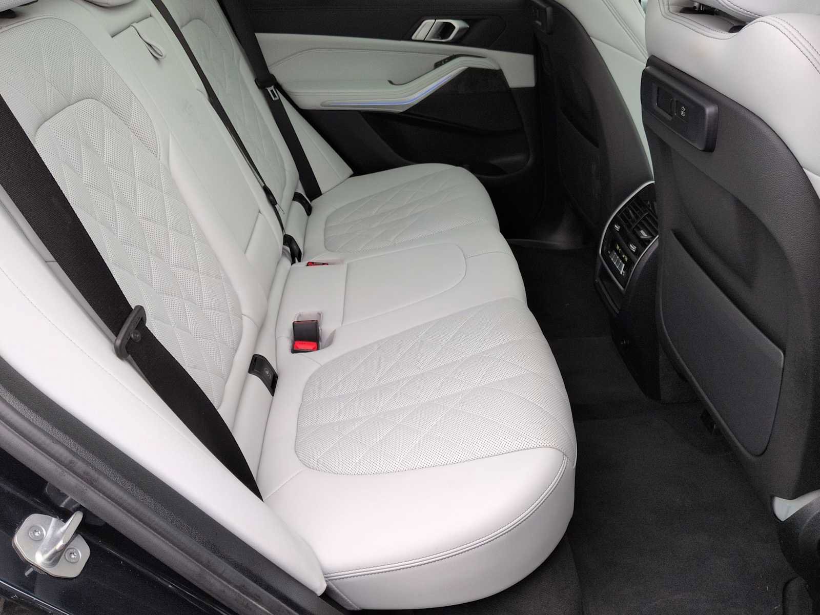 Certified 2023 BMW X5 xDrive40i w/ M Sport Package image 22