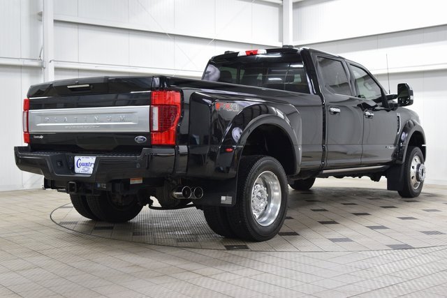 Used 2022 Ford F450 Platinum w/ FX4 Off-Road Package image 8