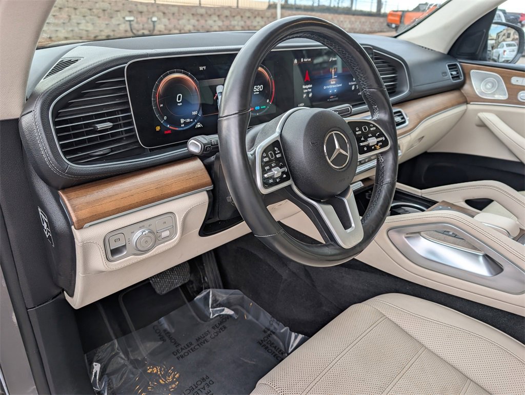 Used 2022 Mercedes-Benz GLS 450 4MATIC image 11