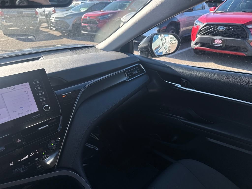 Used 2023 Toyota Camry LE image 28