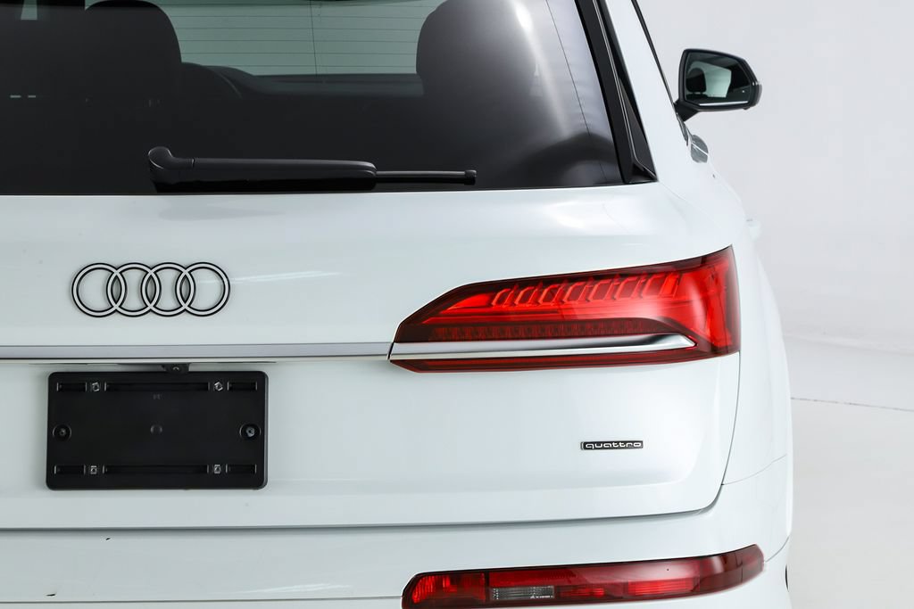 Used 2025 Audi Q7 3.0T Prestige w/ Prestige Package AWD/4WD image 15