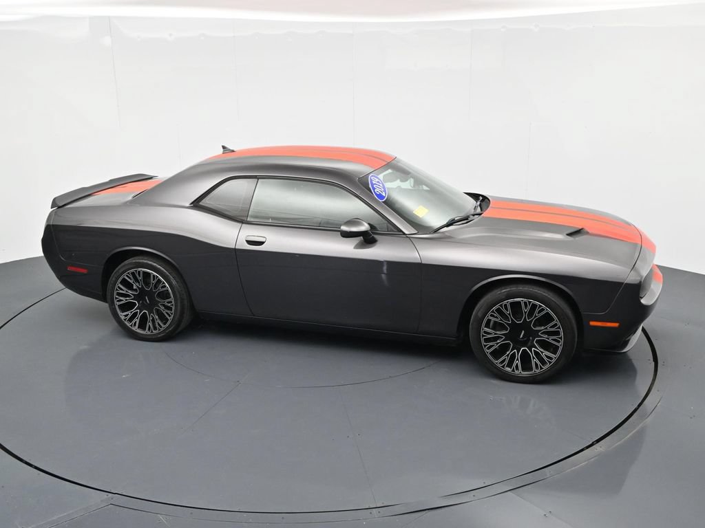 Used 2019 Dodge Challenger SXT w/ Blacktop Package RWD image 26