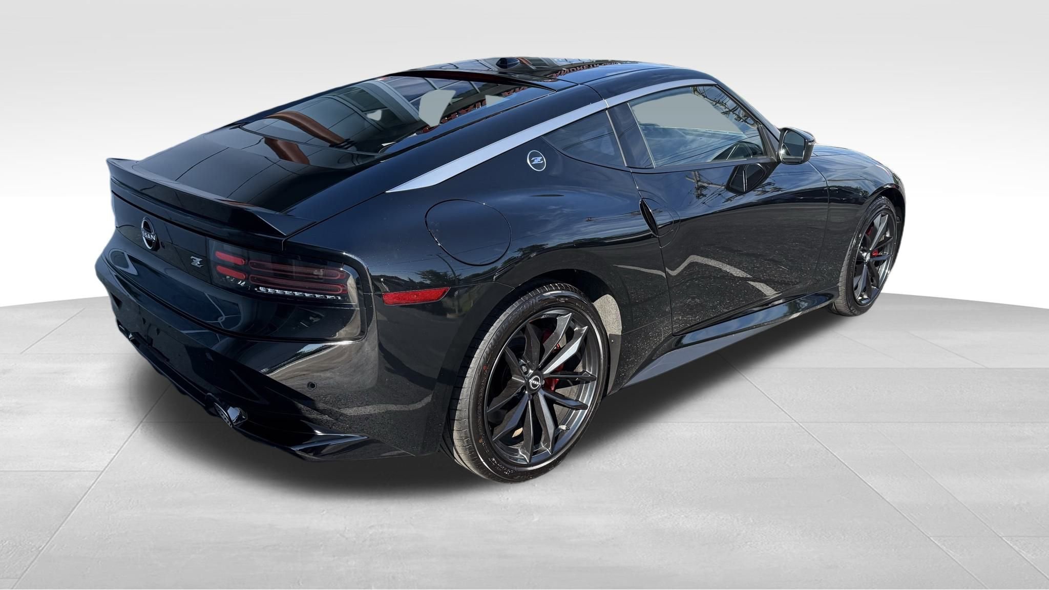 Used 2024 Nissan Z Performance w/ Floor Mat Package image 3