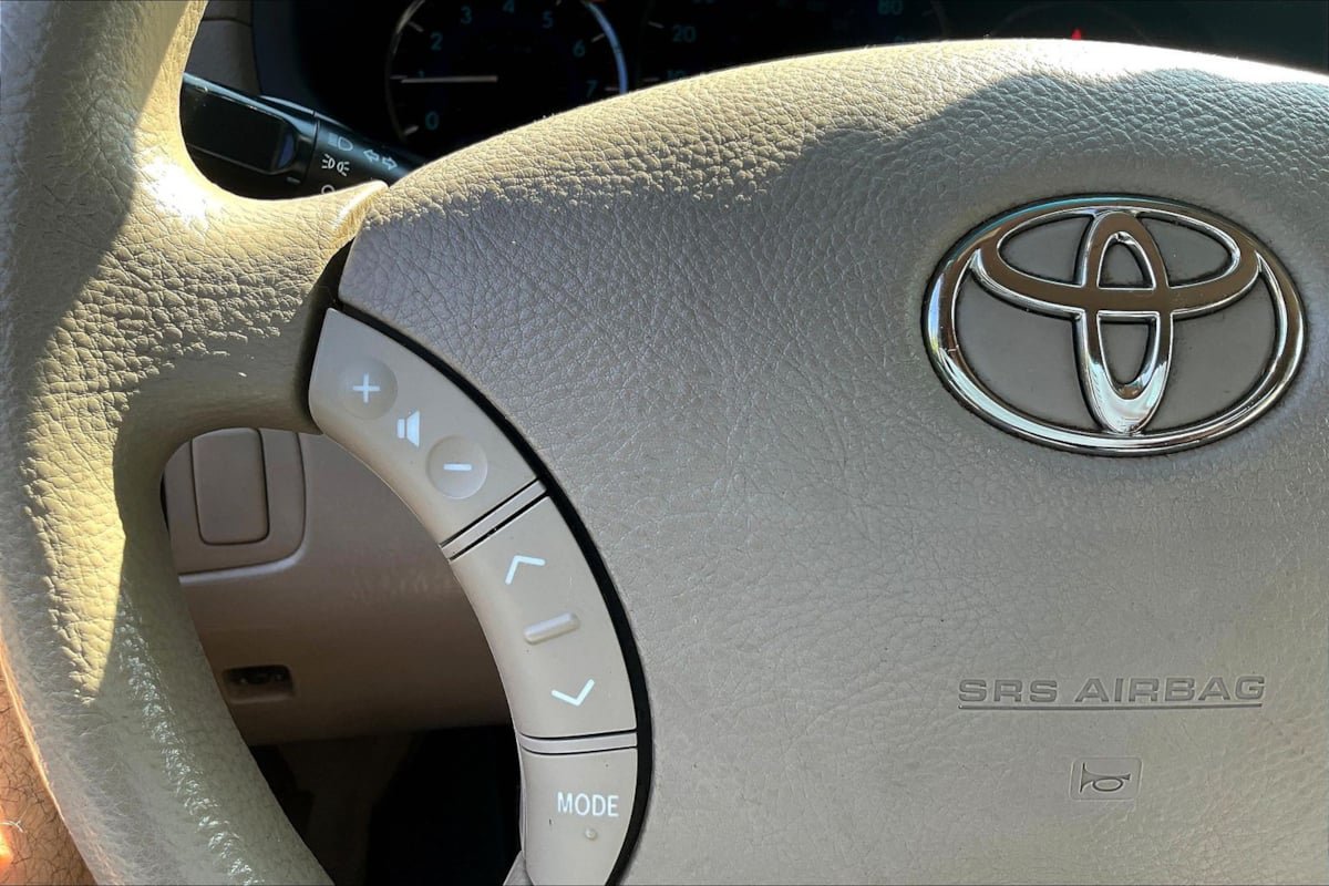 Used 2008 Toyota Sienna LE FWD image 11