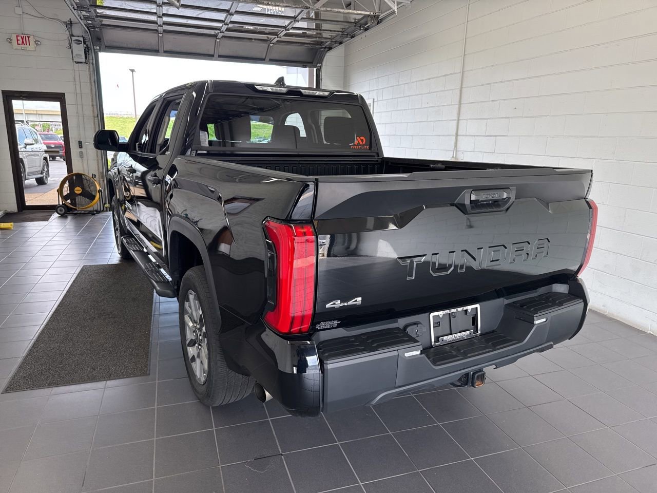Used 2022 Toyota Tundra SR5 AWD/4WD image 6