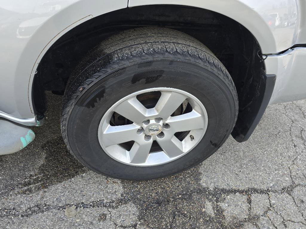 Used 2011 Nissan Pathfinder SV w/ Protection Pkg image 8