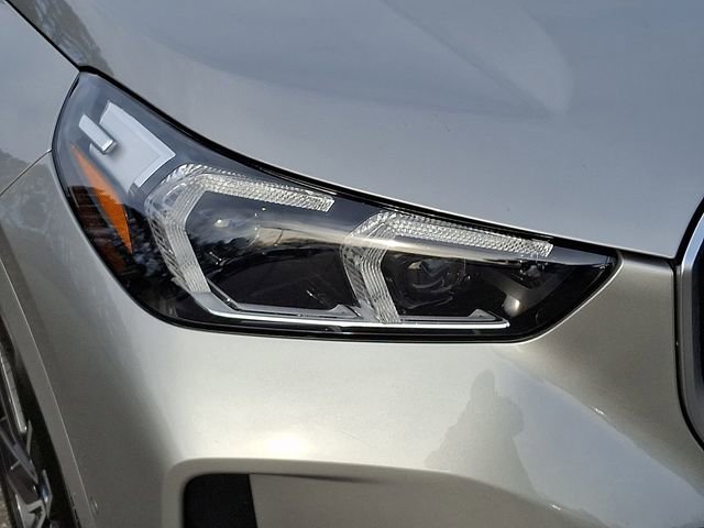 Used 2025 BMW X1 xDrive28i image 11