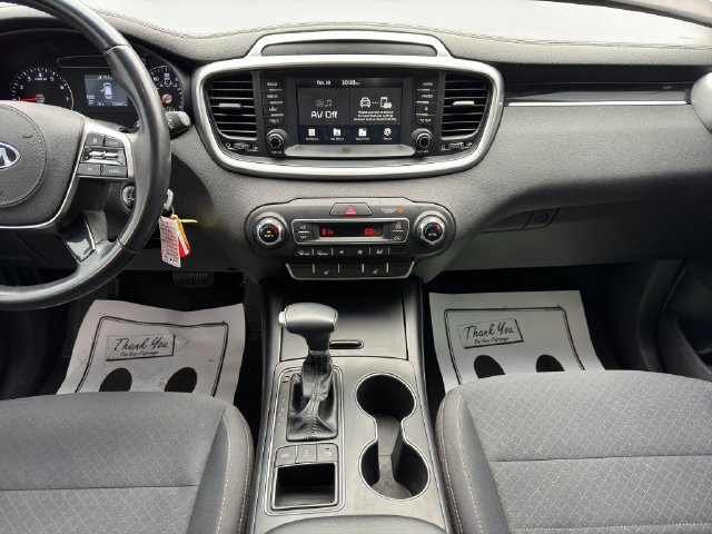 Used 2019 Kia Sorento AWD V6 image 15