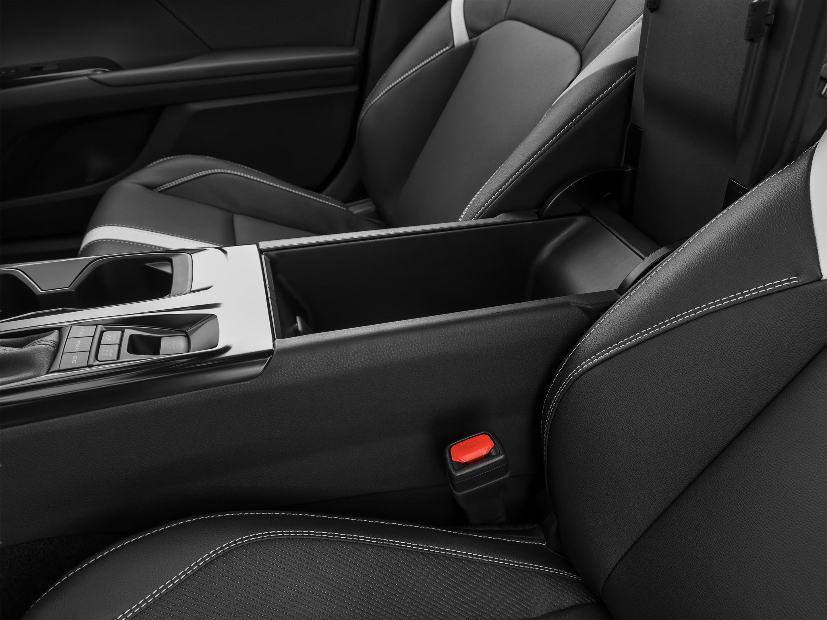 New 2026 Toyota Camry XSE FWD image 21
