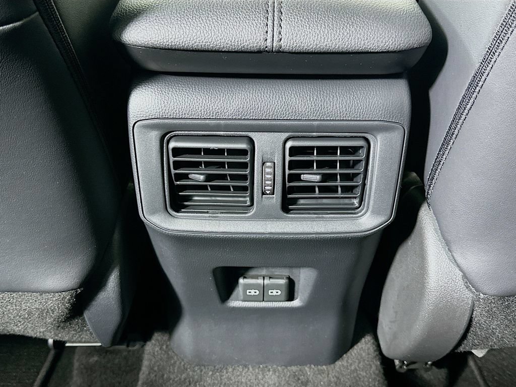Used 2024 Toyota RAV4 XLE Premium FWD image 25