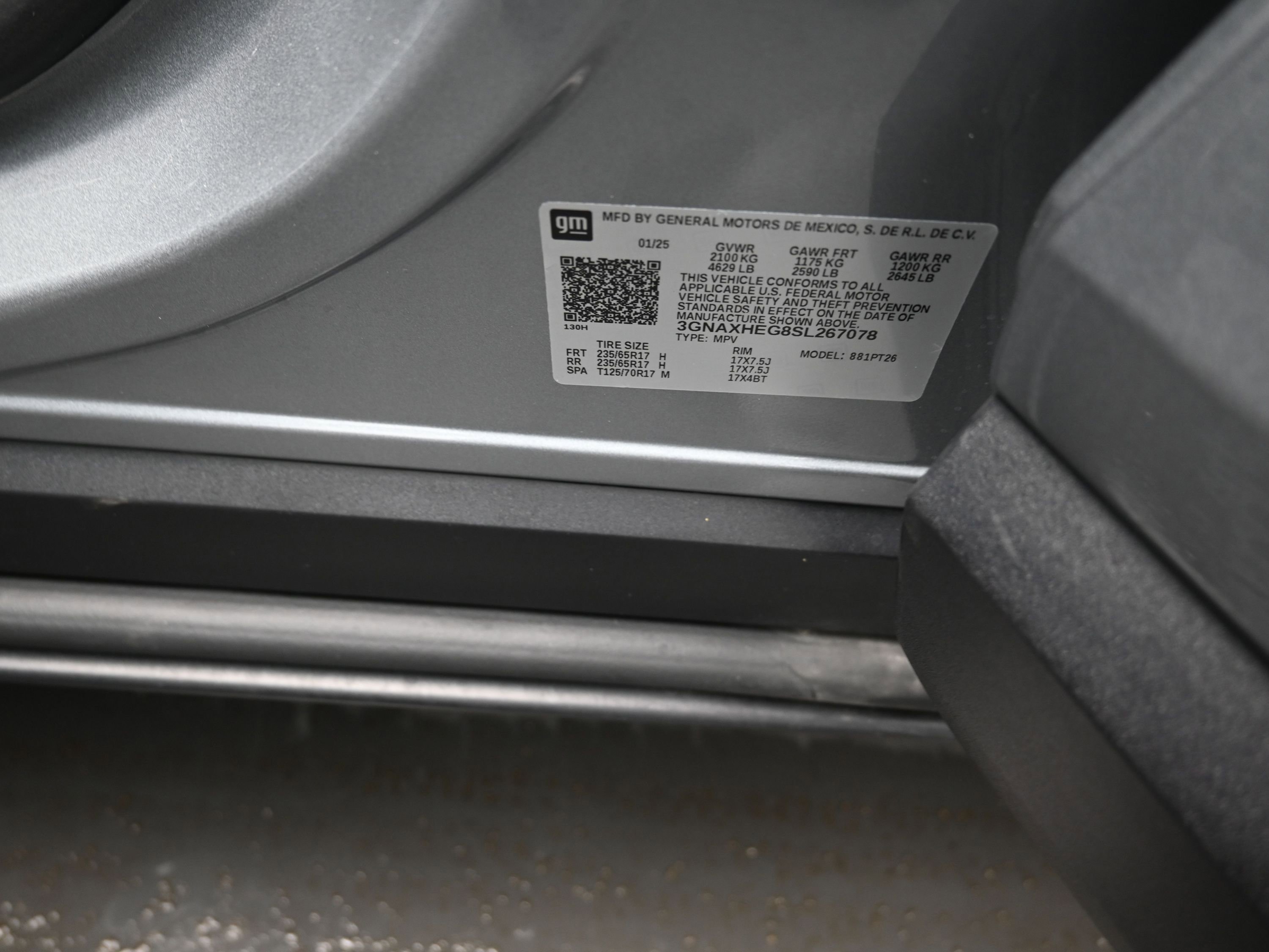 Used 2025 Chevrolet Equinox LT image 16