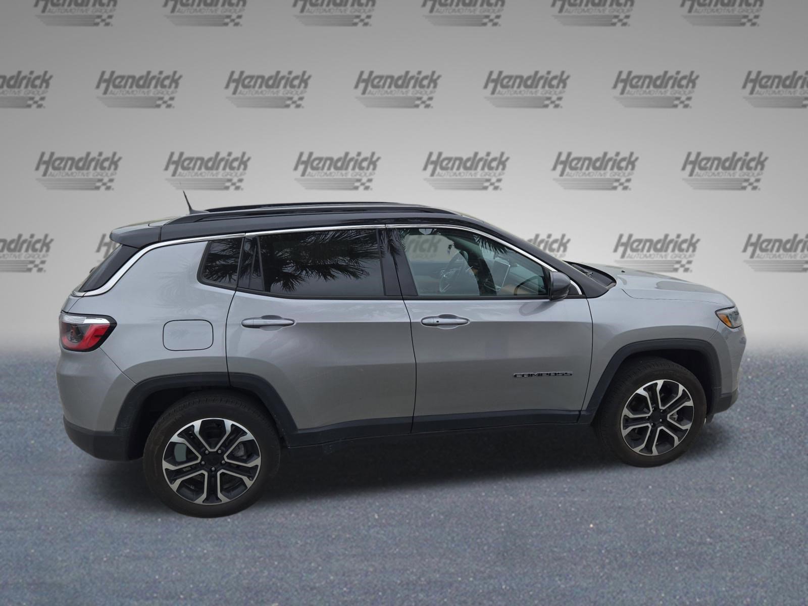 Used 2022 Jeep Compass Limited image 6
