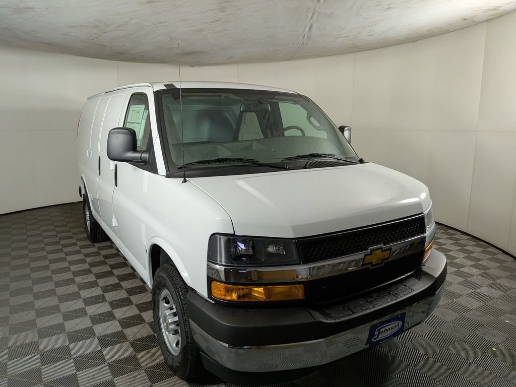 New 2026 Chevrolet Express 2500 w/ Driver Convenience Package RWD image 5
