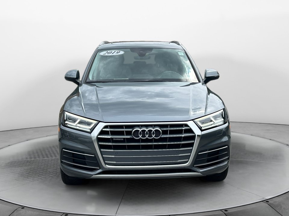 Used 2019 Audi Q5 2.0T Premium Plus AWD/4WD image 2