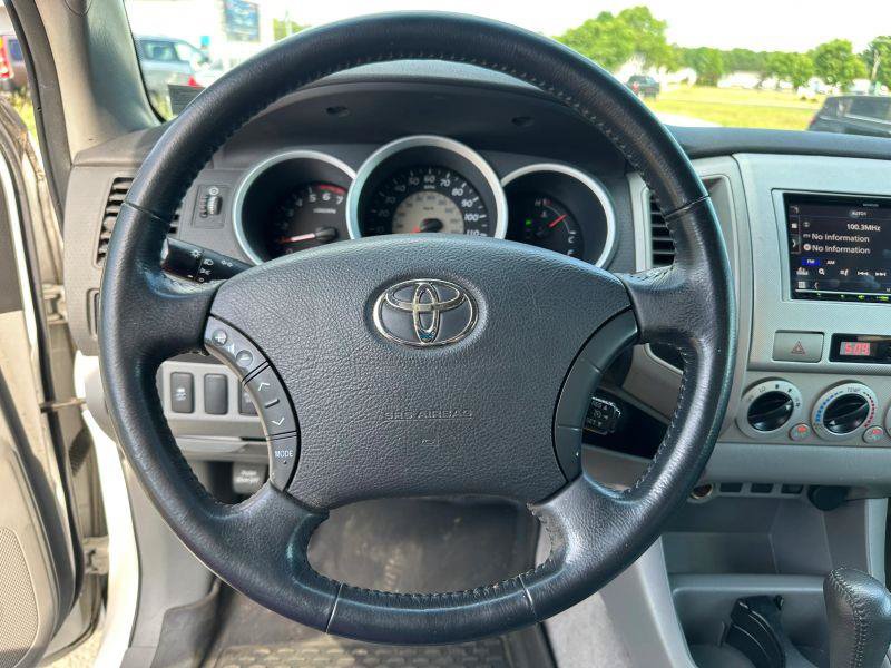 Used 2009 Toyota Tacoma PreRunner RWD image 14