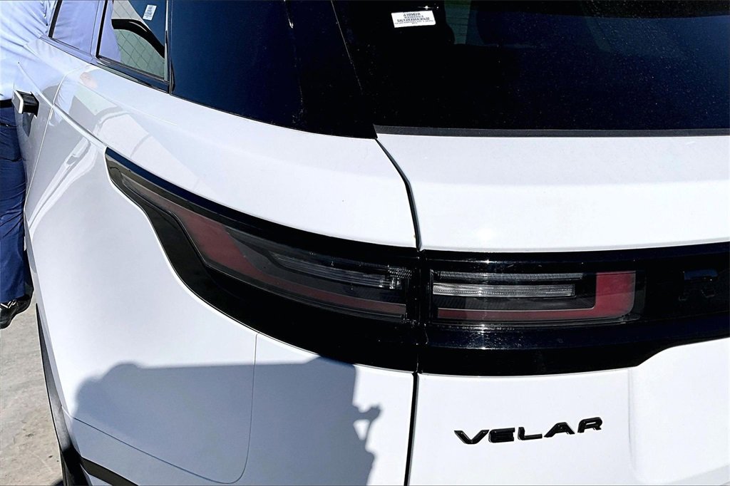 Used 2024 Land Rover Range Rover Velar S image 31